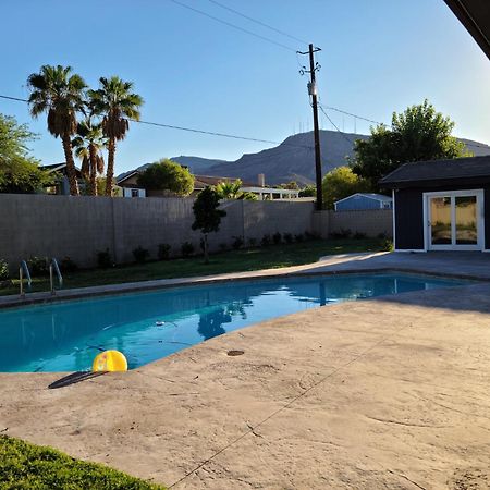 Lux Private Home - Pool, Billiards, 8 Smart Tvs, Board Games, Cotton Bedding - The Stone Sanctuary At Mccullough Hills Trailhead Las Vegas Exterior photo