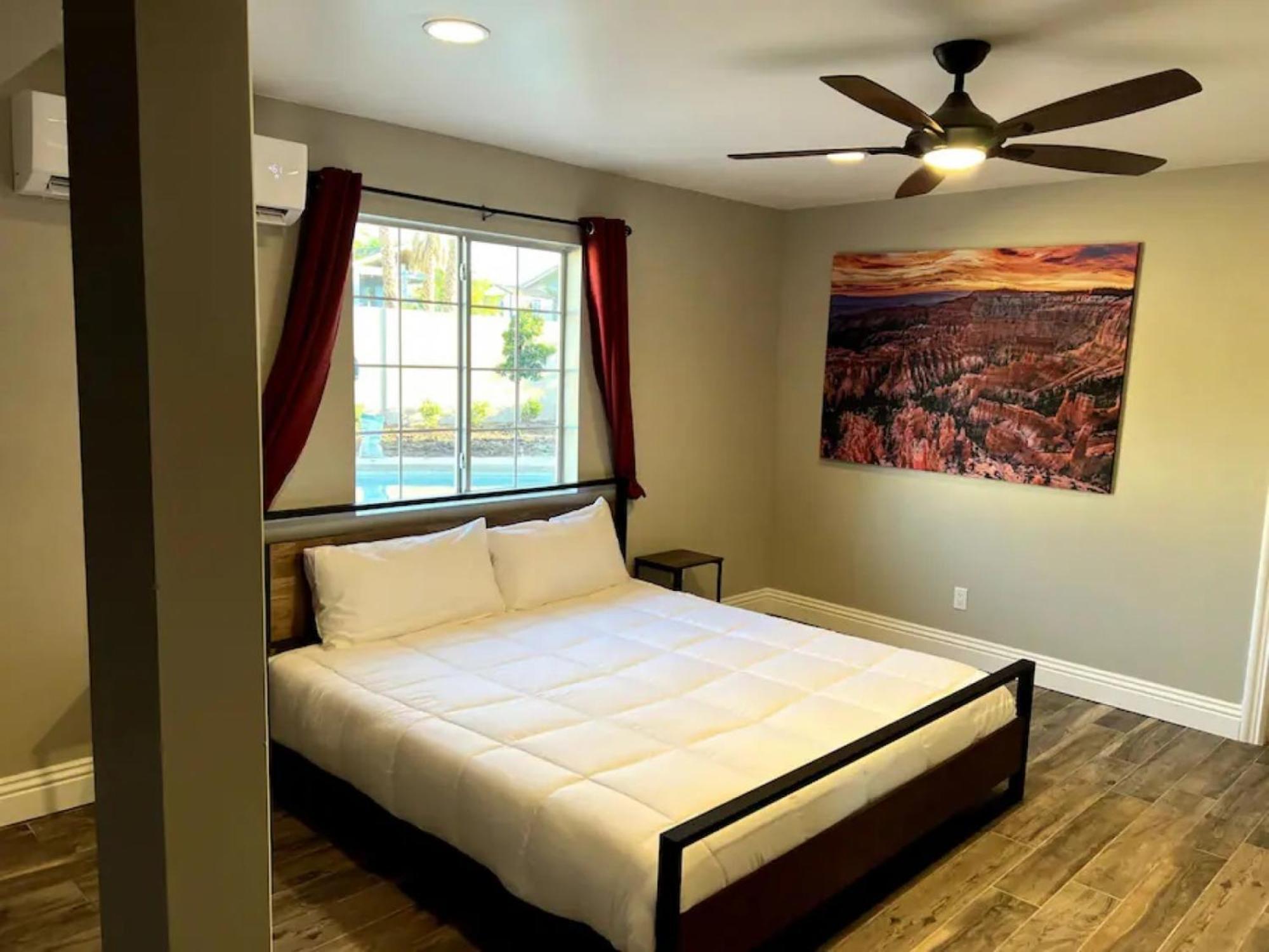Lux Private Home - Pool, Billiards, 8 Smart Tvs, Board Games, Cotton Bedding - The Stone Sanctuary At Mccullough Hills Trailhead Las Vegas Exterior photo