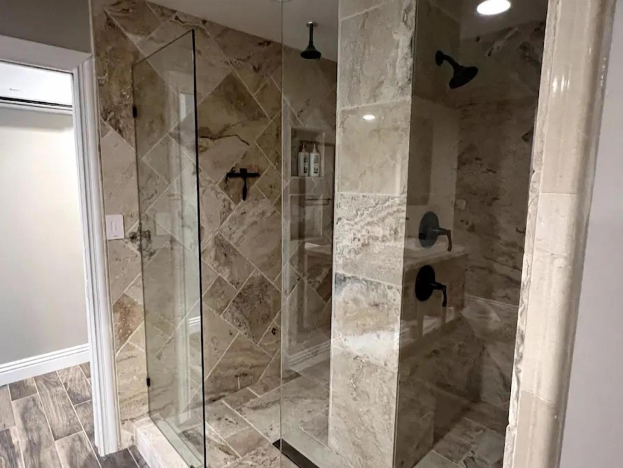 Lux Private Home - Pool, Billiards, 8 Smart Tvs, Board Games, Cotton Bedding - The Stone Sanctuary At Mccullough Hills Trailhead Las Vegas Exterior photo